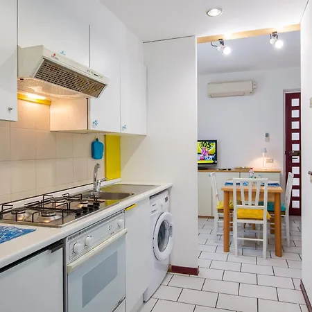 Apartamento Ausonia 10 *