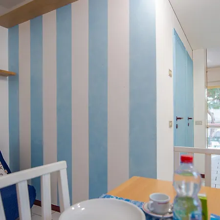 Ausonia 10 Apartment