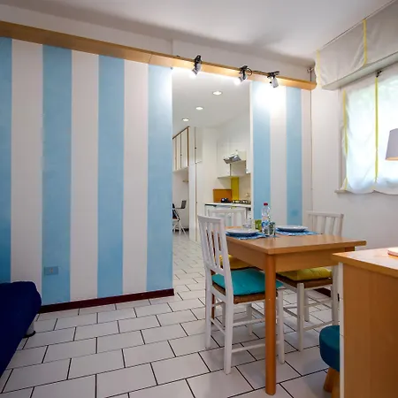 Ausonia 10 Apartment *